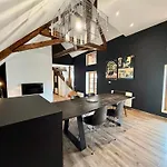 Au Grand Coeur D'annecy * אנסי