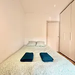Au Grand Coeur D'annecy * אנסי